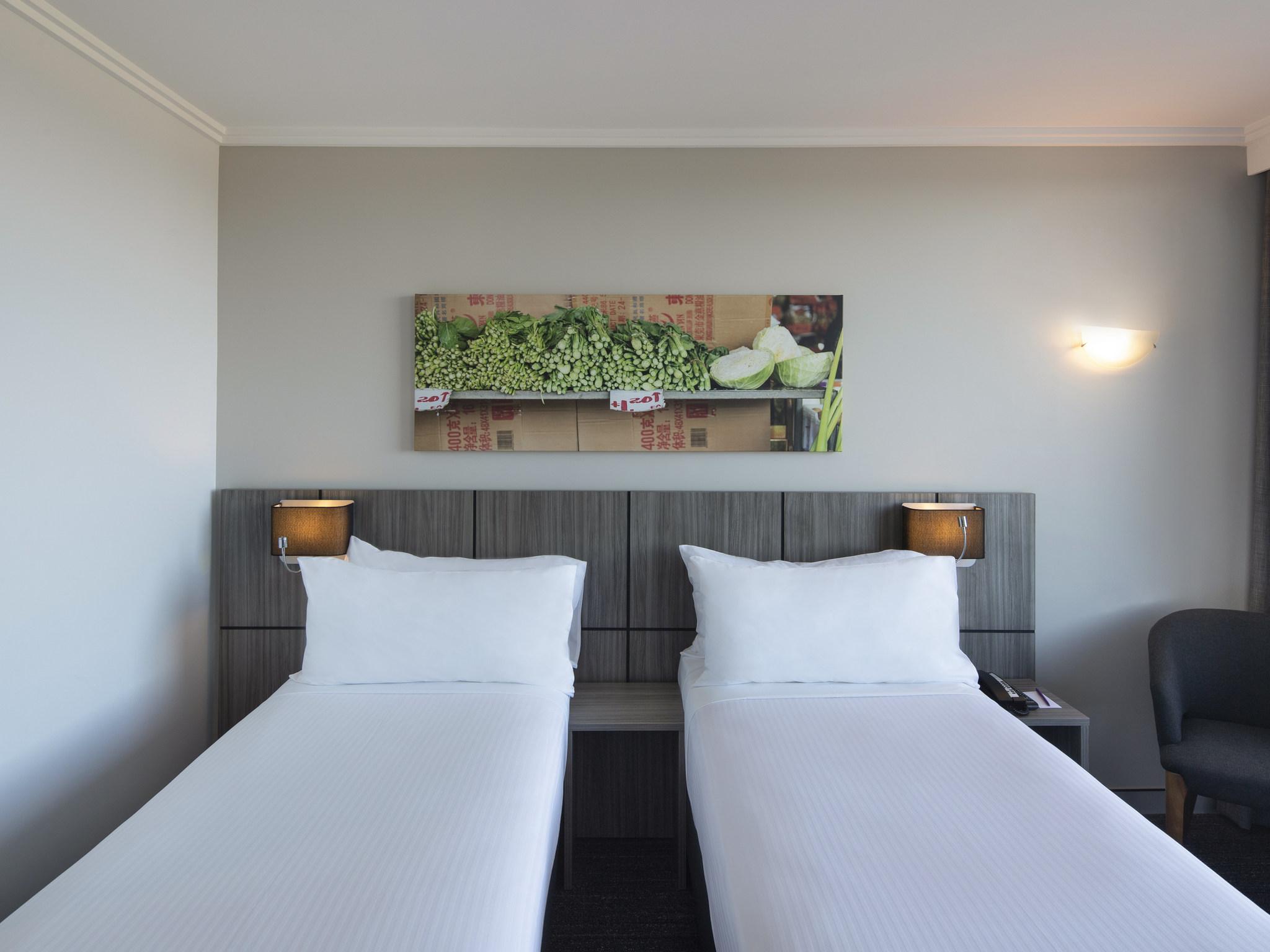 Mercure Sydney Bankstown Exterior foto