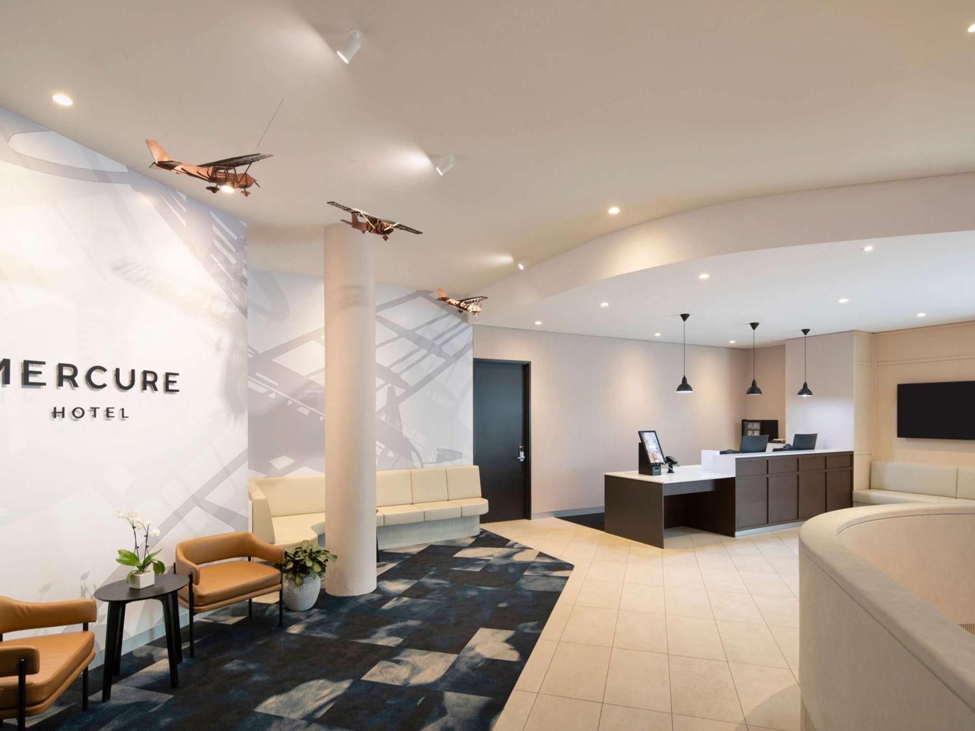 Mercure Sydney Bankstown Exterior foto